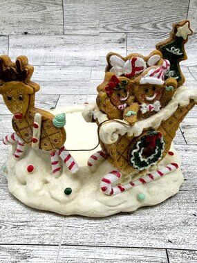 Yankee Candle Xmas Gingerbread Reindeer & Sleigh Jar Candle Holder - NO CANDLE